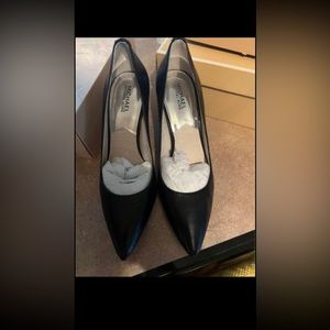 Michael Kors black high heels